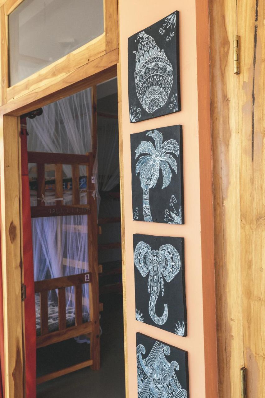 Coppenrath Hostel Тангалла Экстерьер фото